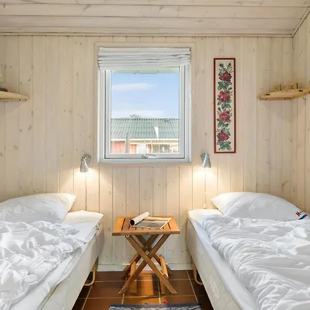 2 Bedroom In Sydals *